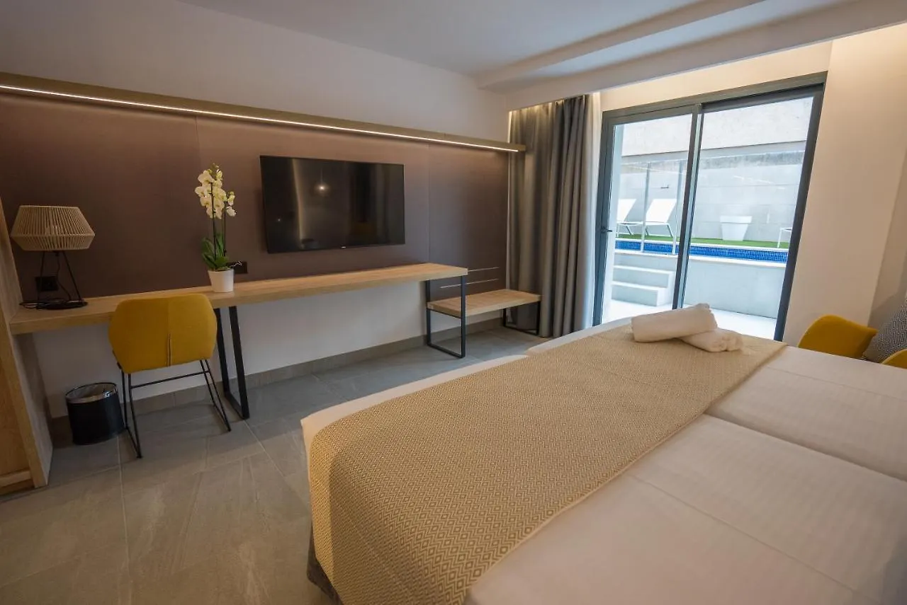 Hotel Morlans Suites - Adults Only Peguera 4*,  España